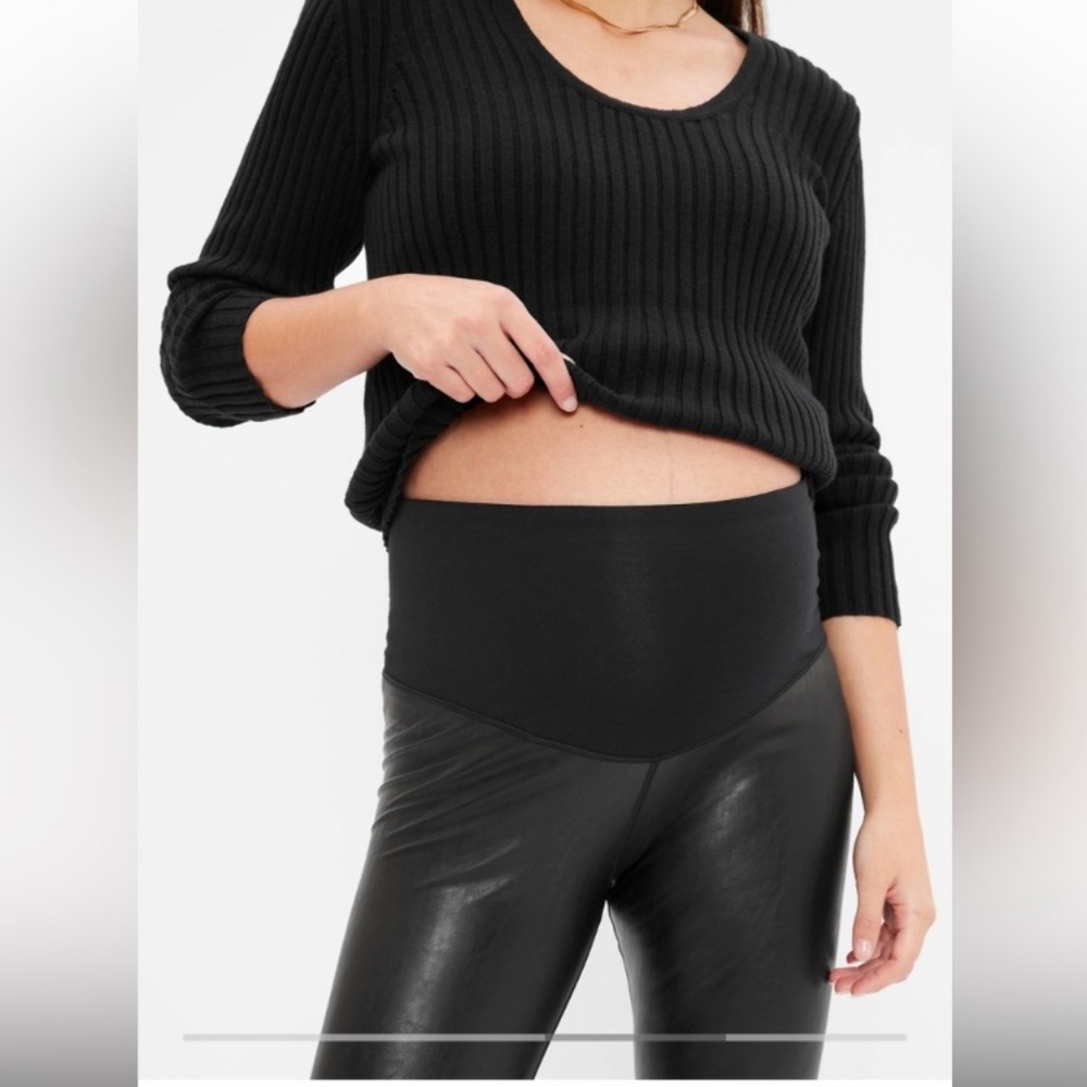 Gap Maternity NWT faux leather leggings size Medium